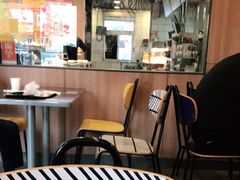 大堂-麦当劳(花桥得来速店)