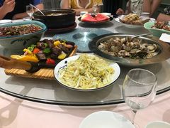 铁板黑椒牛肉-海派美食·家宴海鲜青岛菜·石锅鲽鱼头(东方城店)