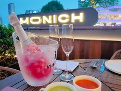 -MONICH牛排融合餐厅(和义大道购物中心店)