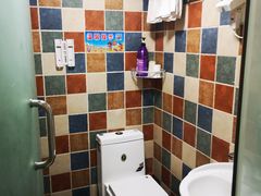 -间隔年海青旅民宿(金石滩发现王国店)