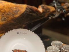 -恰餐厅及酒吧 CHAR Bar & Grill (北京丽都皇冠假日店)