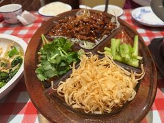 -老郑家东北春饼(龙悦居店)