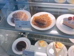 招牌巴黎酥-PETIT PARIS 小巴黎(凯德1818店)
