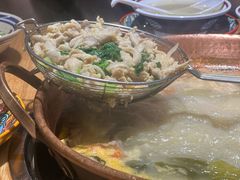 -洱火云南酸菜牛肉火锅(石景山当代商城店)