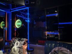 -温莎KTV(珠江路店)