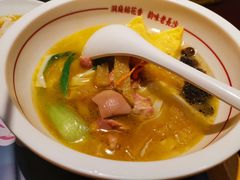 -呷佬·长沙手工米粉(金沙江路店)