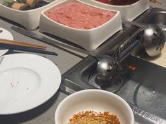 -海底捞火锅(宝龙广场夜宵主题店)