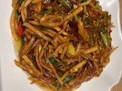 -哈啾嗨·新概念蒙餐(红星新城店)