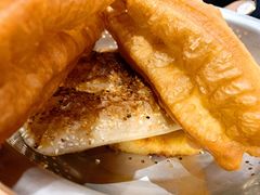 甜大饼-弄堂咪道-饭香·面香·馄饨香(钦州北路田尚坊店)