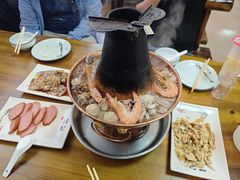 正宗山海关浑锅-正宗山海关浑锅·海鲜荤锅(古城总店)