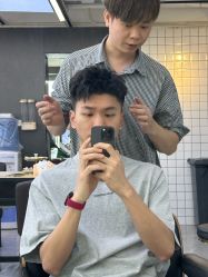 -藤野造型烫发染发