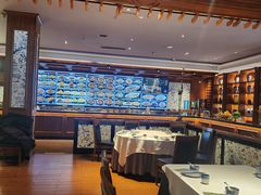 -八府香鸭·啫啫煲(华山路店)