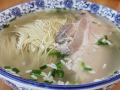 枫镇肉面-裕兴记·三虾面(西北街总店)