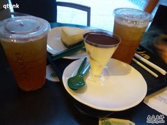 柠檬茶&提拉米苏-星巴克臻选(深圳罗湖万象城店)
