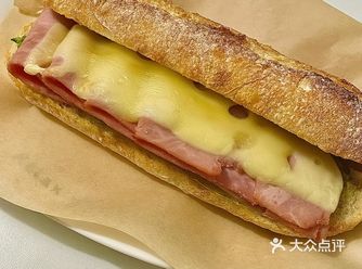 上次吃这个不知道多久以前了 三明治 火腿芝士三明治