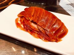 酥不腻烤鸭-小大董·烤鸭(观景餐厅·南京西路店)