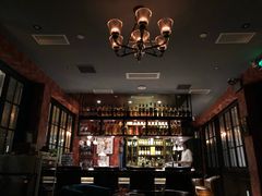 -DM Distiller & Mixologist Whisky Cocktail Bar