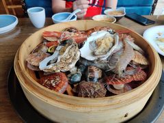 必点菜一筐海鲜-鲜小岛·铜锅涮肉