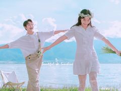 -爱我旅拍婚纱摄影(大理店)