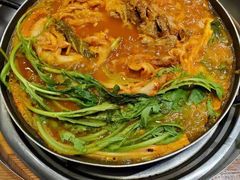 土豆排骨火锅-喇喇排骨火锅·传统韩式脊骨汤(望京西园总店)