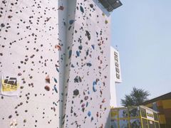 -问山MountQuest攀岩馆