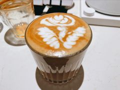 拿铁-Punchline Coffee&Roaster(同济大学店)