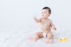 -小熊维尼高端儿童摄影(南山店)