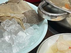 -乡土黄·鲜牛肉火锅·小龙虾(兴业街店)