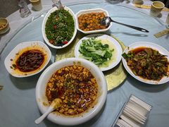 -华光驿站私房菜·黑金冠