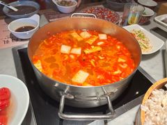 -尚尚仙·酸汤猪手·猪肚鸡火锅(华联万柳购物中心店)