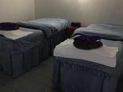 -颐而康·按摩·艾灸·足疗(武陵大道店)