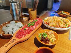 -贵厨酸汤牛肉(花果园国际中心店)