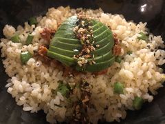 牛油果拌饭-小食院简餐厅