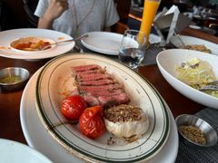 -MONICH牛排融合餐厅(和义大道购物中心店)