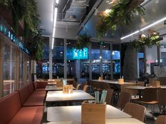 大堂-老乡鸡(上海白玉兰广场店)
