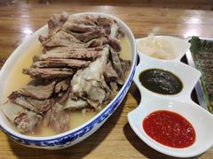 泉水手扒肉-老阿妈蒙古村·蒙古包·草原文化·歌舞表演(老君堂店)