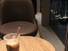 -星巴克臻选(湖滨道店)