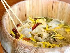 木桶酸菜鱼-中8楼风尚云南菜(颐堤港店)