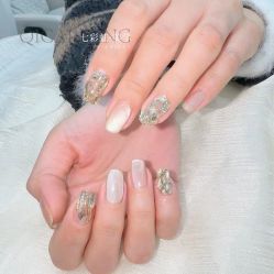 -七彩虹美甲美睫 半永久