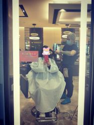 -AKOZO Beauty Salon