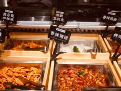自助取餐区-韩京炭火烤肉自助料理(柯桥万达店)