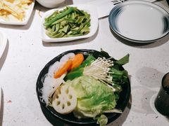 -三江源活鱼现烤(维多利摩尔城店)