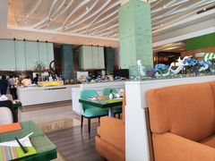 -上海浦东假日酒店