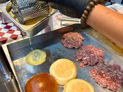 -枫叶小镇奥特莱斯
