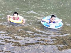 -小伢儿水中体适能俱乐部(中泰店)