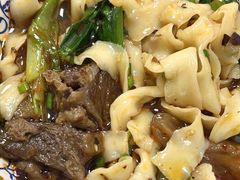 -喻味豌杂牛筋面(融创滨江壹号观麓台店)