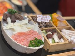 -廖掌柜·重庆鲜货火锅(上海首店)