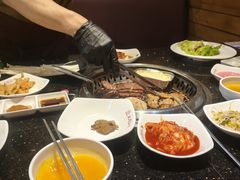 -木槿花韩式炭烤·熟成肉工坊(孙文东路店)