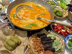-王奋斗贵州酸汤牛肉火锅