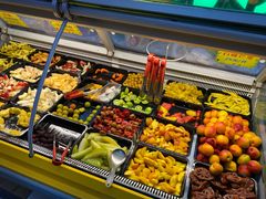 自助取餐区-老炳·七丛松甘草水果